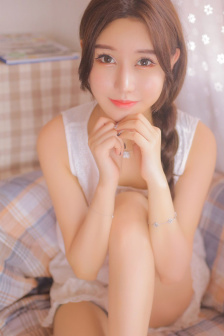 草莓放在身体里榨成草莓汁